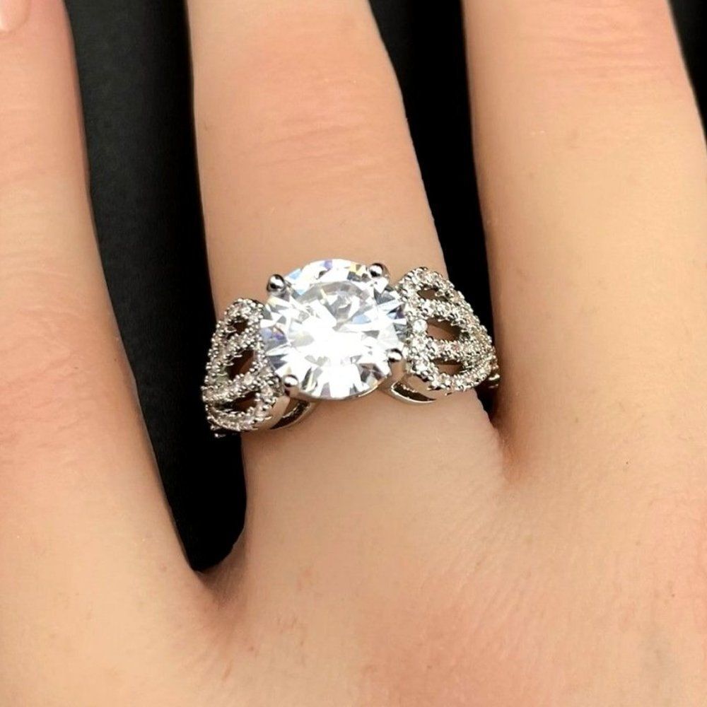 .925 Sterling Silver with White Diamond Cubic Zirconia Vintage Style Ring 10